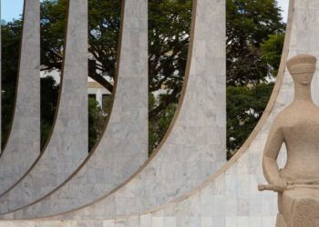 CNJ adia para agosto análise de regras sobre aposentadoria compulsória
