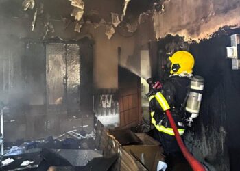 Bombeiros combatem incêndio em primeira ocorrência após inauguração de unidade em Querência