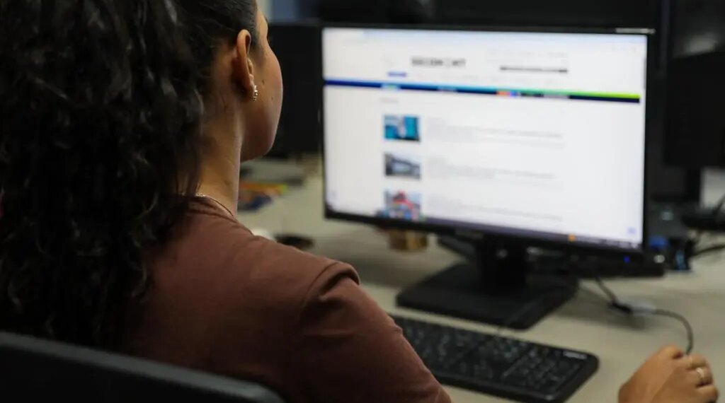 Governo de MT abre inscrições para contratar adolescentes em programa de valorização feminina
