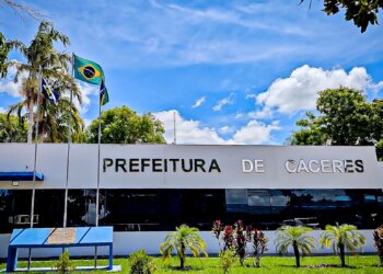 Prefeitura de Cáceres orienta pais sobre vacinação contra a dengue em adolescentes