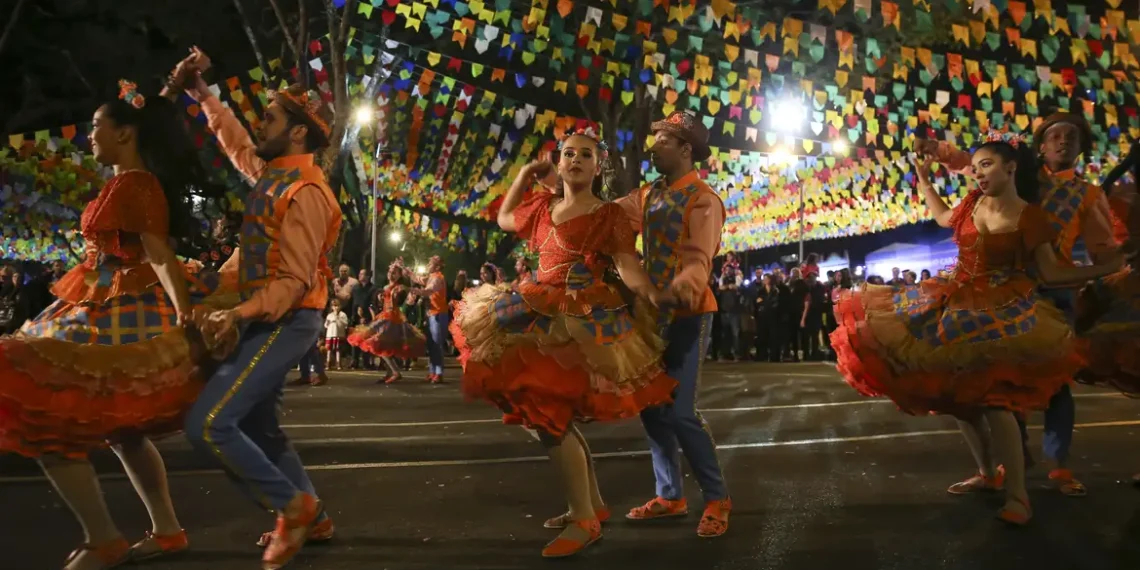 Estudo aponta que 85% dos brasileiros vão participar de festas juninas