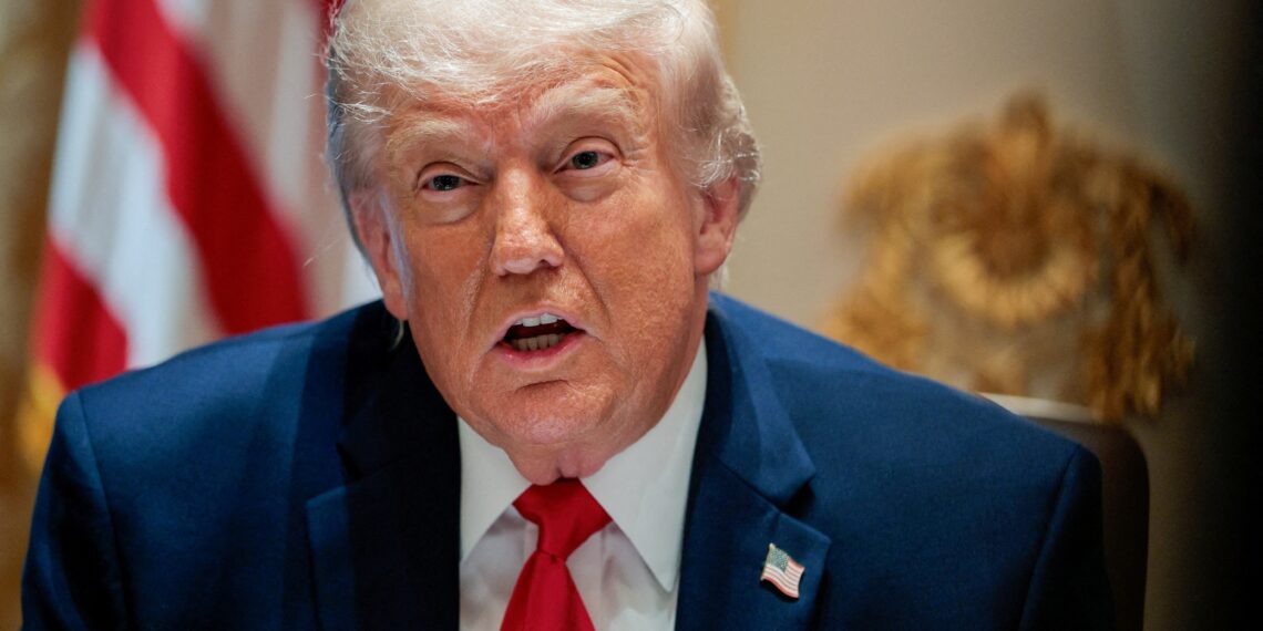Trump assina ordem que dá ao governo acesso antecipado a modelos de inteligência artificial