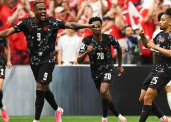 Canadá atropela Catar e vence pela primeira vez em uma Copa do Mundo