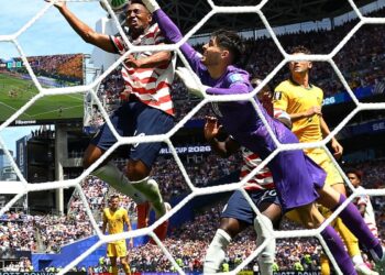 Estados Unidos batem a Austrália e ficam perto da classificação