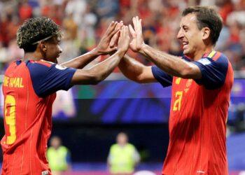 Espanha desencanta e vence a 1ª na Copa goleando a Arábia Saudita