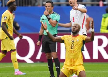 Gana segura Inglaterra e duelo de líderes do Grupo L não sai do zero
