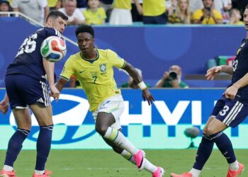 Brasil e Japão se enfrentam hoje no mata-mata; veja jogos da Copa