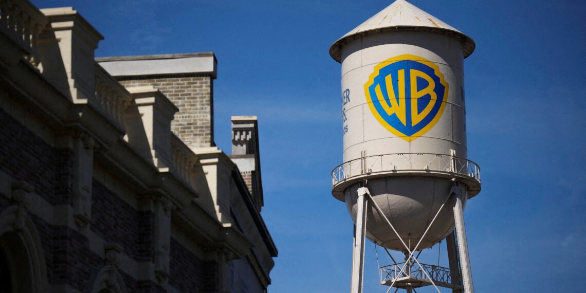 Reino Unido pode intervir em acordo de US$ 110 bilhões entre Paramount e Warner Bros Discovery