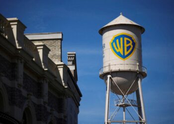 Reino Unido pode intervir em acordo de US$ 110 bilhões entre Paramount e Warner Bros Discovery