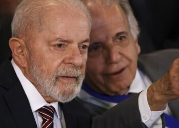 Após criticar Trump, Lula fala em investir para proteger soberania