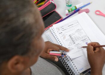 IBGE: país tem 8,4 milhões de analfabetos, menor número desde 2016