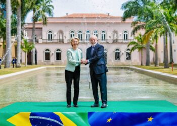 UE fecha parceria tecnológica com Brasil para reduzir dependência de gigantes dos EUA