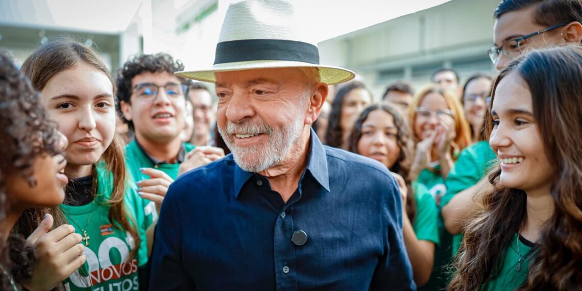 Lula diz que ‘filhos são piores que Bolsonaro’ ao associar taxação dos EUA à família do ex-presidente: ‘Traidores da pátria’