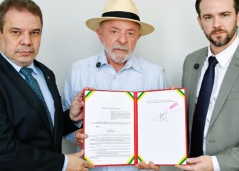 Lula assina decreto que prevê bloqueio de recursos de bets ilegais