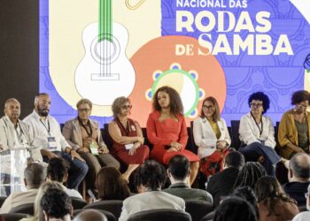 Sambistas debatem políticas públicas para trabalhadoras na cultura