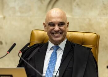 Moraes cita Papa para defender a regulação das redes sociais
