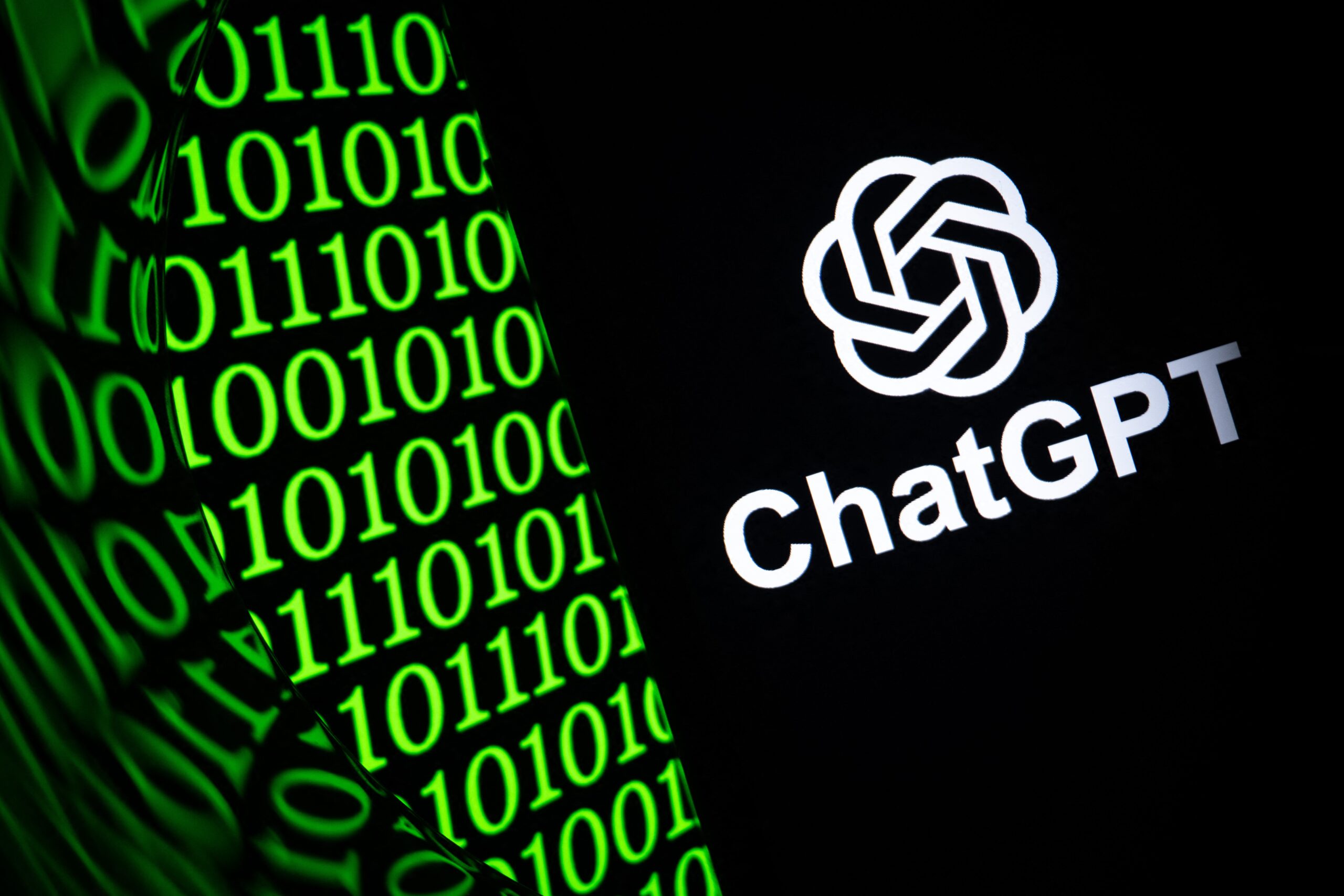 Datafolha: cresce uso de IA no trabalho, enquanto cai medo de substituição