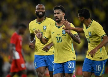 Por que seu vizinho grita 'gol' antes? Antena digital ajuda a evitar spoiler durante os jogos da Copa