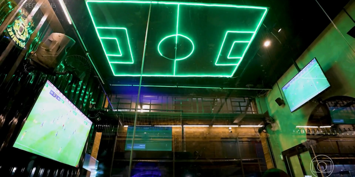 Copa do Mundo: gastrobar de futebol com drinks de Messi e CR7 fatura R$ 1,5 milhão em SP