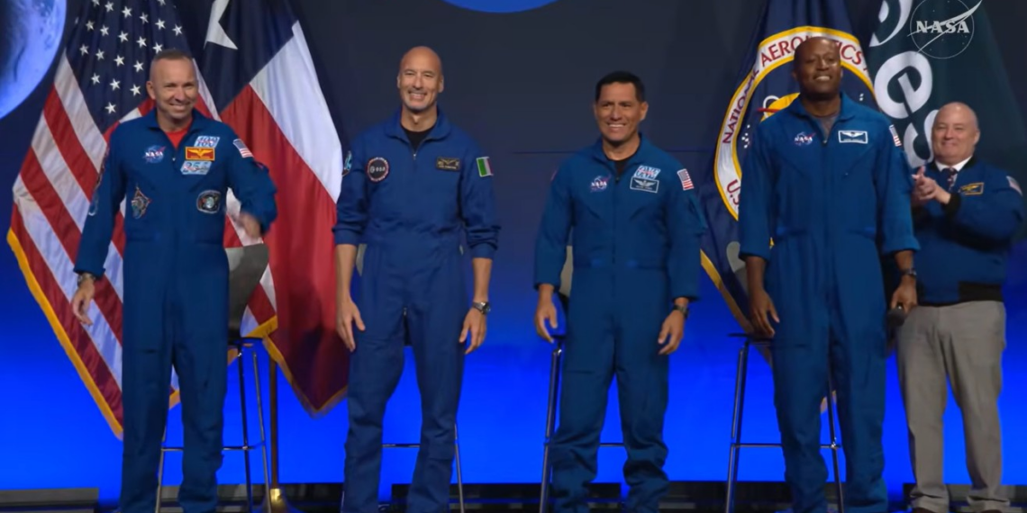 Chefe da Nasa defende tripulação da missão Artemis III, composta apenas por homens