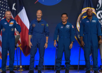 Chefe da Nasa defende tripulação da missão Artemis III, composta apenas por homens