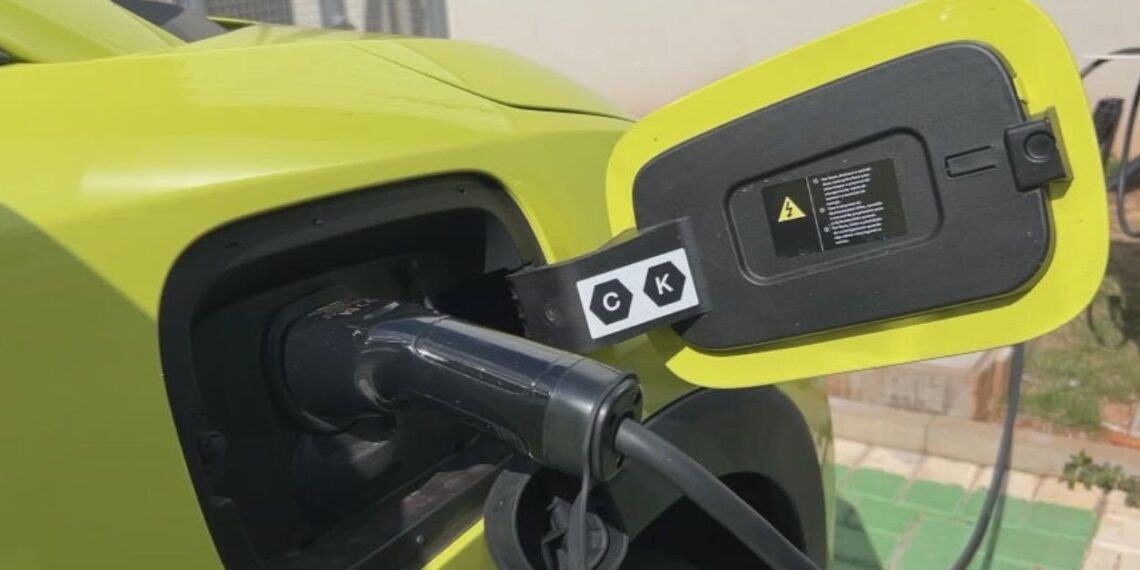 Governo renovou cota para importação de carros elétricos sem imposto para garantir ‘melhores preços’, diz ministro