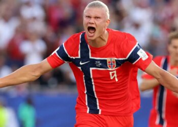 Haaland brilha e Noruega goleia Iraque em seu retorno à Copa do Mundo