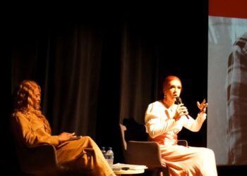 Em evento drag, Rita von Hunty ataca “capitalismo de plataforma”