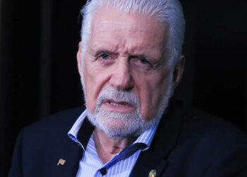 Defesa de Jaques Wagner pede ao STF anulação de buscas da PF