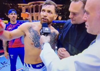 Brasileiro vence UFC na Casa Branca e prega João 3.16