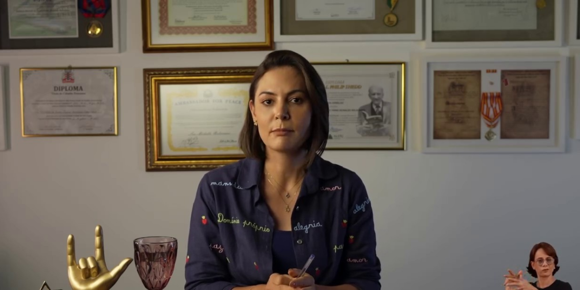 Michelle alertou sobre vídeos e chegou a ser procurada por Flavio antes de publicação