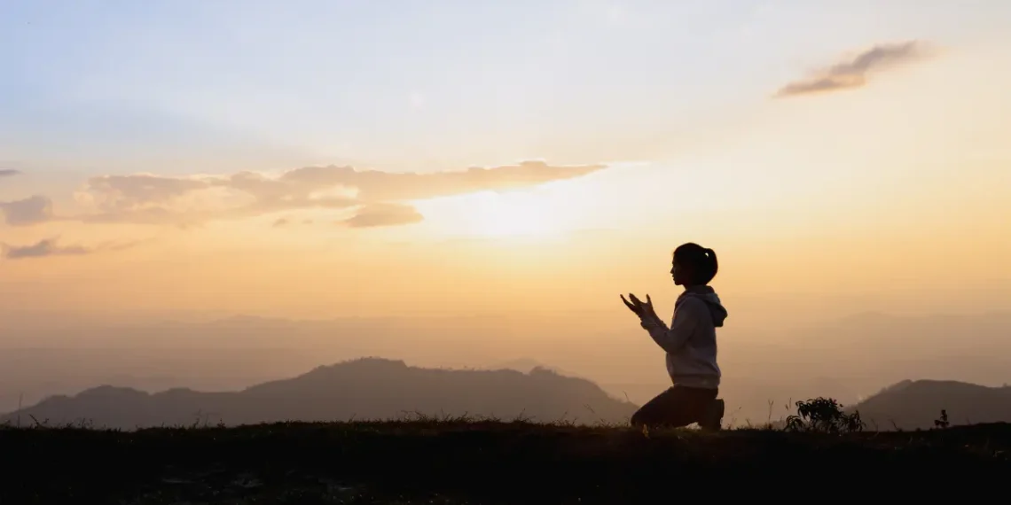 Como ver beleza na dor: um devocional cristão inspirador