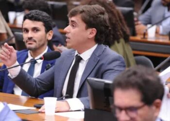 ‘Cometeu crime? Cadeia’, diz Nikolas sobre redução da maioridade