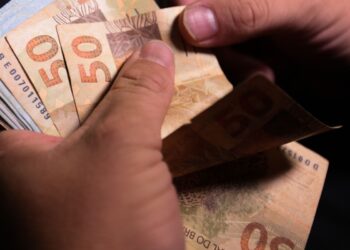 Caixa começa a pagar Bolsa Família de junho