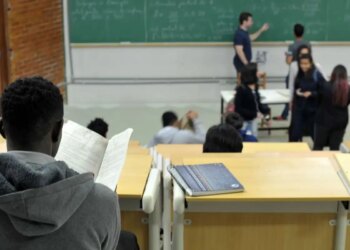 Instituições têm até 15 de junho para aderir ao Fies do 2º semestre