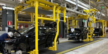 O que é carro feito em CKD? E por que montadoras no Brasil reclamam?