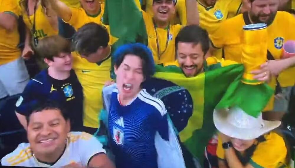 Torcedor japonês tem ataque de raiva após derrota e gera memes; beja
