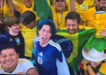 Torcedor japonês tem ataque de raiva após derrota e gera memes; beja