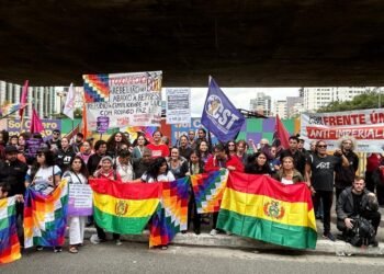 Ato em São Paulo presta solidariedade a protestos na Bolívia