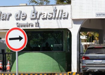 Bolsonaro recorre para anular proibição de visita na prisão domiciliar