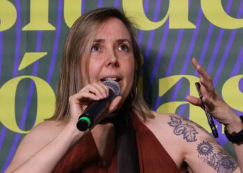 Coletânea reúne poetas invisibilizadas ao longo de quatro séculos