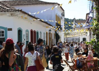 Flip: Angela Davis e Wole Soyinka são destaques na programação do Sesc