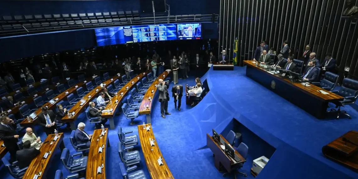 Senado aprova PIX Pensão, que cria transferência automática de valores