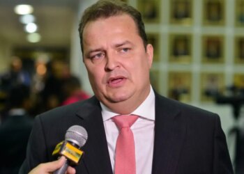 Max diz que Abilio cria cortina de fumaça e que gestor tem que cuidar da Capital; 'no final a conta chega'
