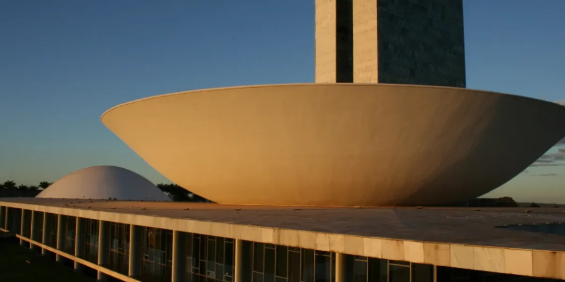 Congresso entra em recesso com projetos pendentes para o 2º semestre