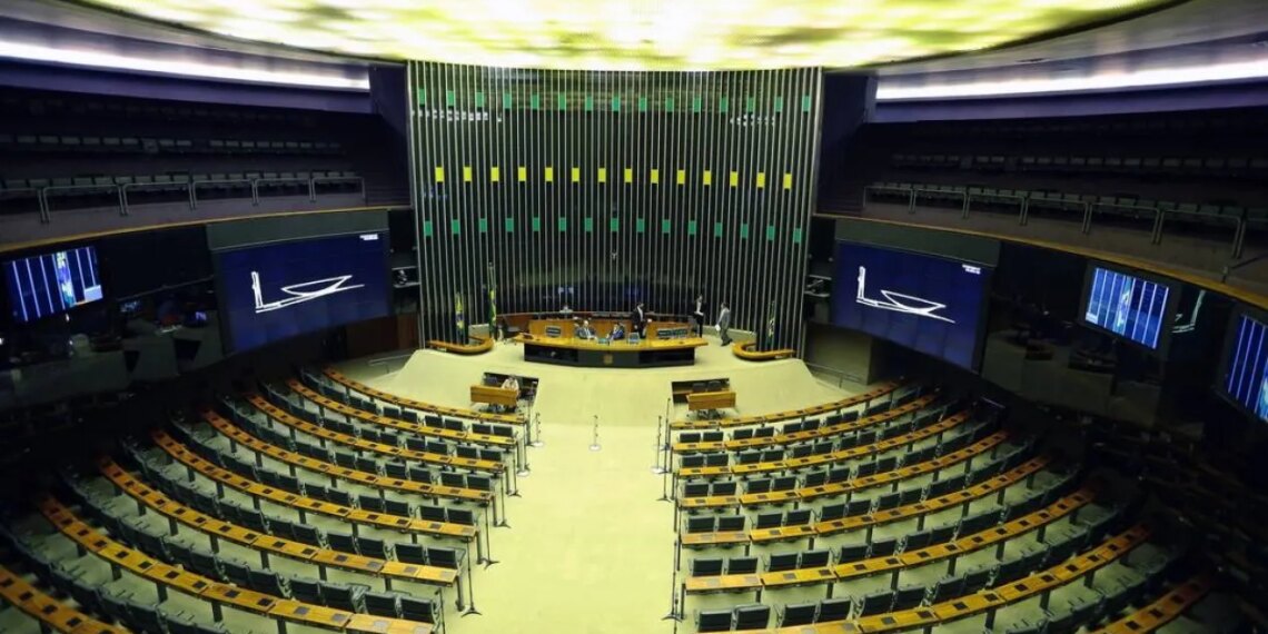 Câmara diz ao STF que não há irregularidades em indicações de emendas