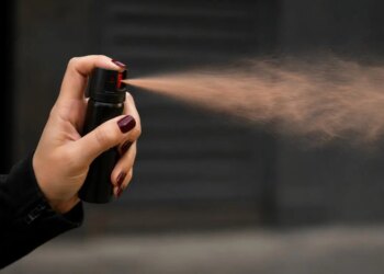 Lei do spray de pimenta avança proteção às mulheres
