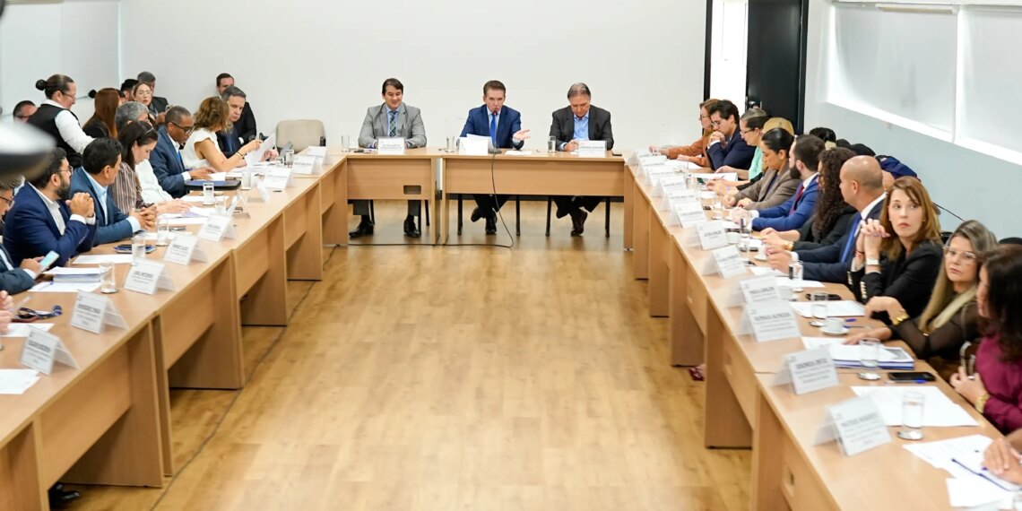 TCE-MT instala mesa técnica para buscar solução para crise na arrecadação e no pagamento de precatórios em VG