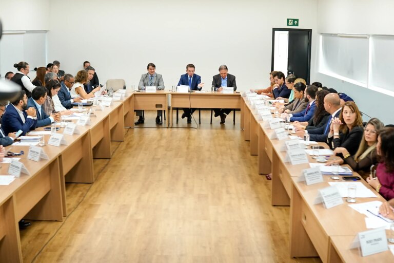 TCE-MT instala mesa técnica para buscar solução para crise na arrecadação e no pagamento de precatórios em VG
