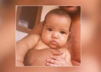 Pai da bebê Helena critica mãe após laudo sobre a criança